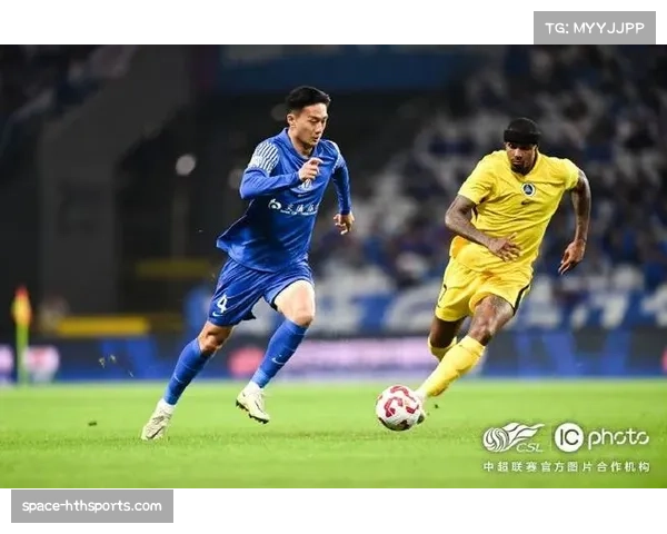 申花1-0深圳，路易斯闪电进球锁定胜局