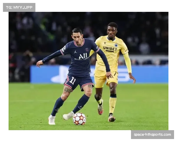 朗斯2-1客胜昂热登顶积分榜，托万双响撕裂巴黎垄断格局