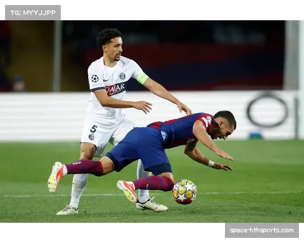 巴黎圣日耳曼近10年仅3次14轮后未登顶，心理压力骤增